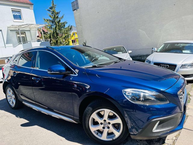 Volvo V40 Cross Country D4 Ocean Race *LEDER*ASSIST*RF
