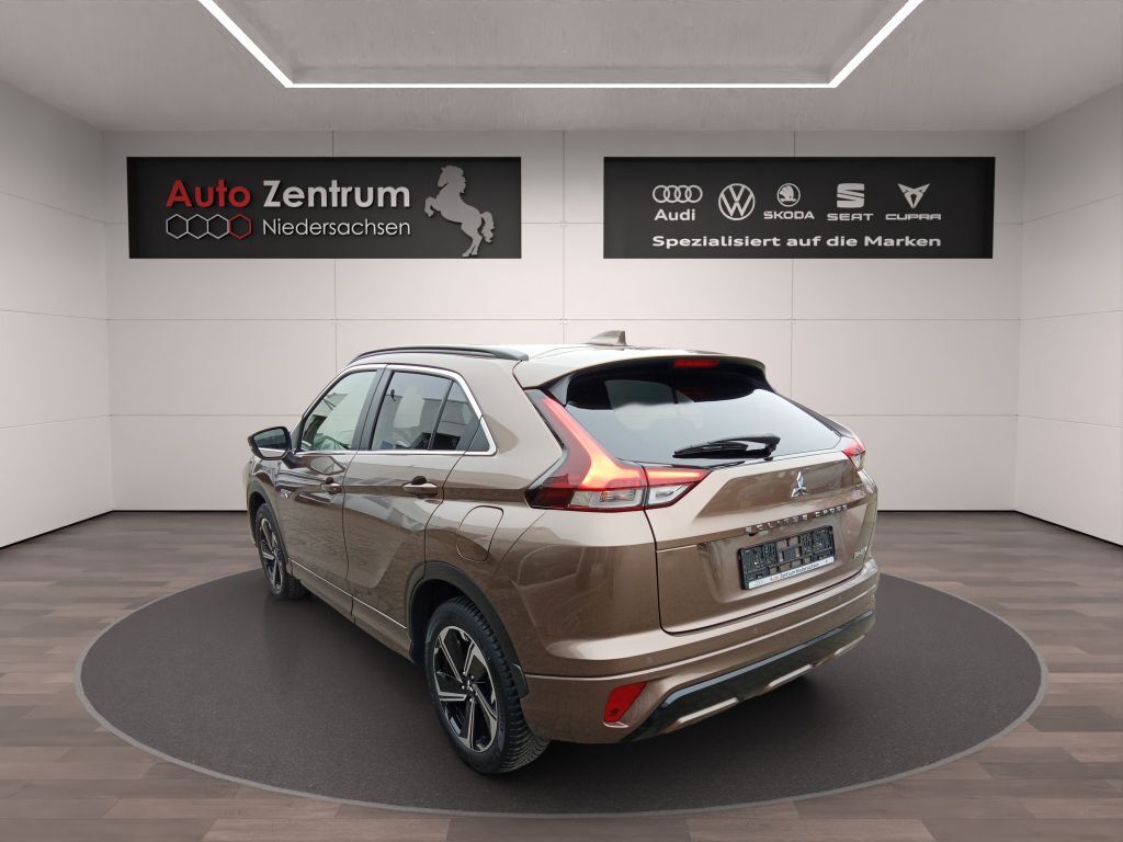 MITSUBISHI Eclipse Cross Plug-In Hybrid 4WD Select Car-Play