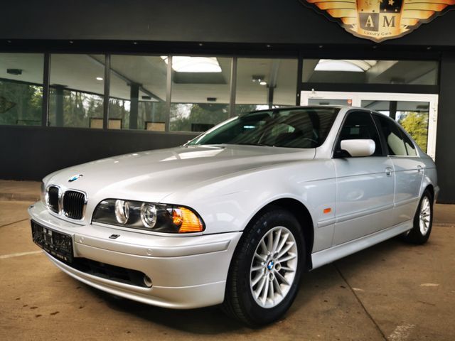BMW 530i Sportpaket Leder/Xenon/SSD/PDC/El.Sitze