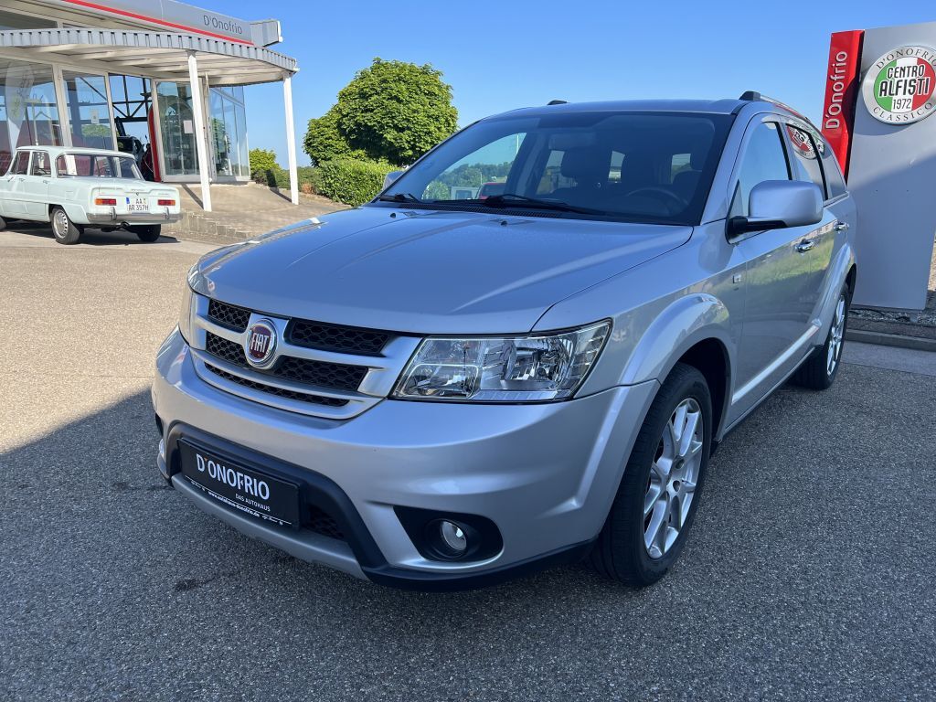 FIAT Freemont Automatik, Allrad, Navi, Rückfahrkamera