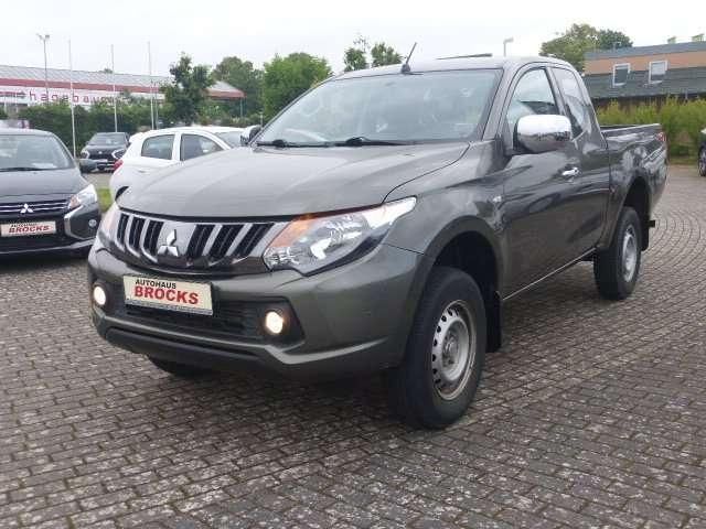 Mitsubishi L200 Basis Club Cab 4WD AHK+Wanne