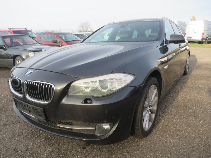 BMW 525 d Touring Xenon Leder Navi Sitzhzg