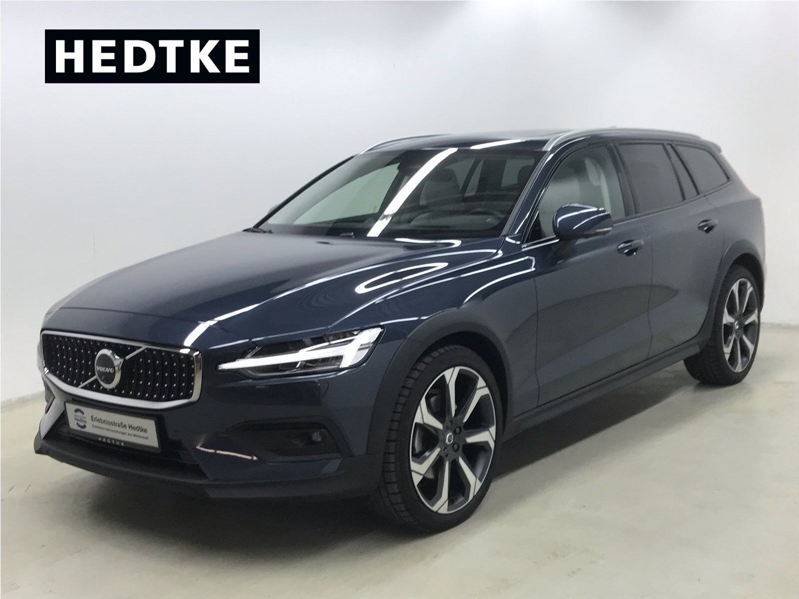 VOLVO V60 CC B4 Diesel AWD Ultimate 20"+B&W+360°+MASSA