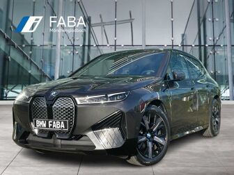 Fahrzeug BMW IX undefined