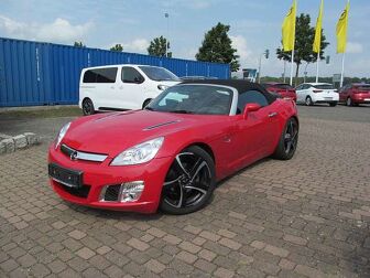 Fahrzeug OPEL GT undefined
