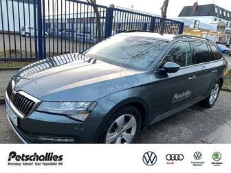 Fahrzeug SKODA Superb undefined
