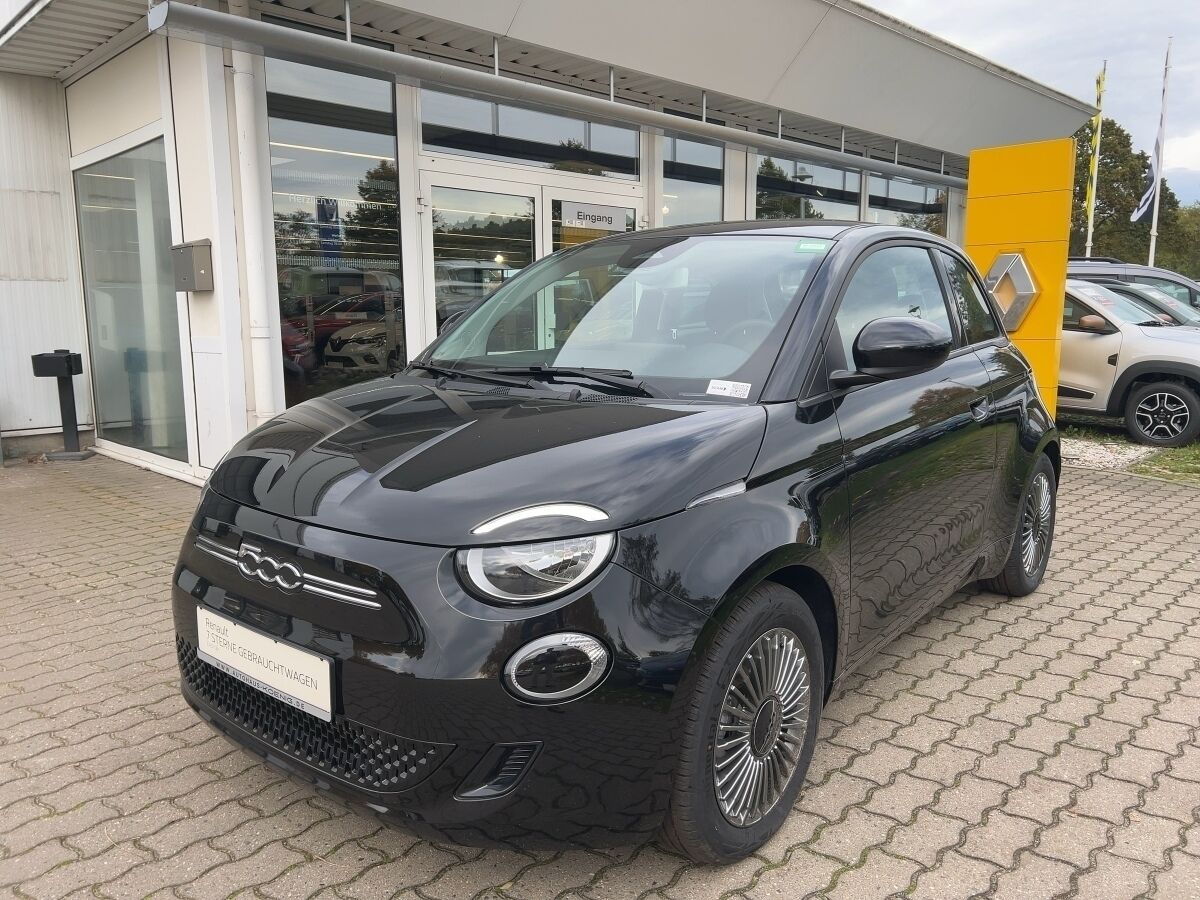 Fiat 500 Elektro Icon 118PS Navigation Klimaautomatik