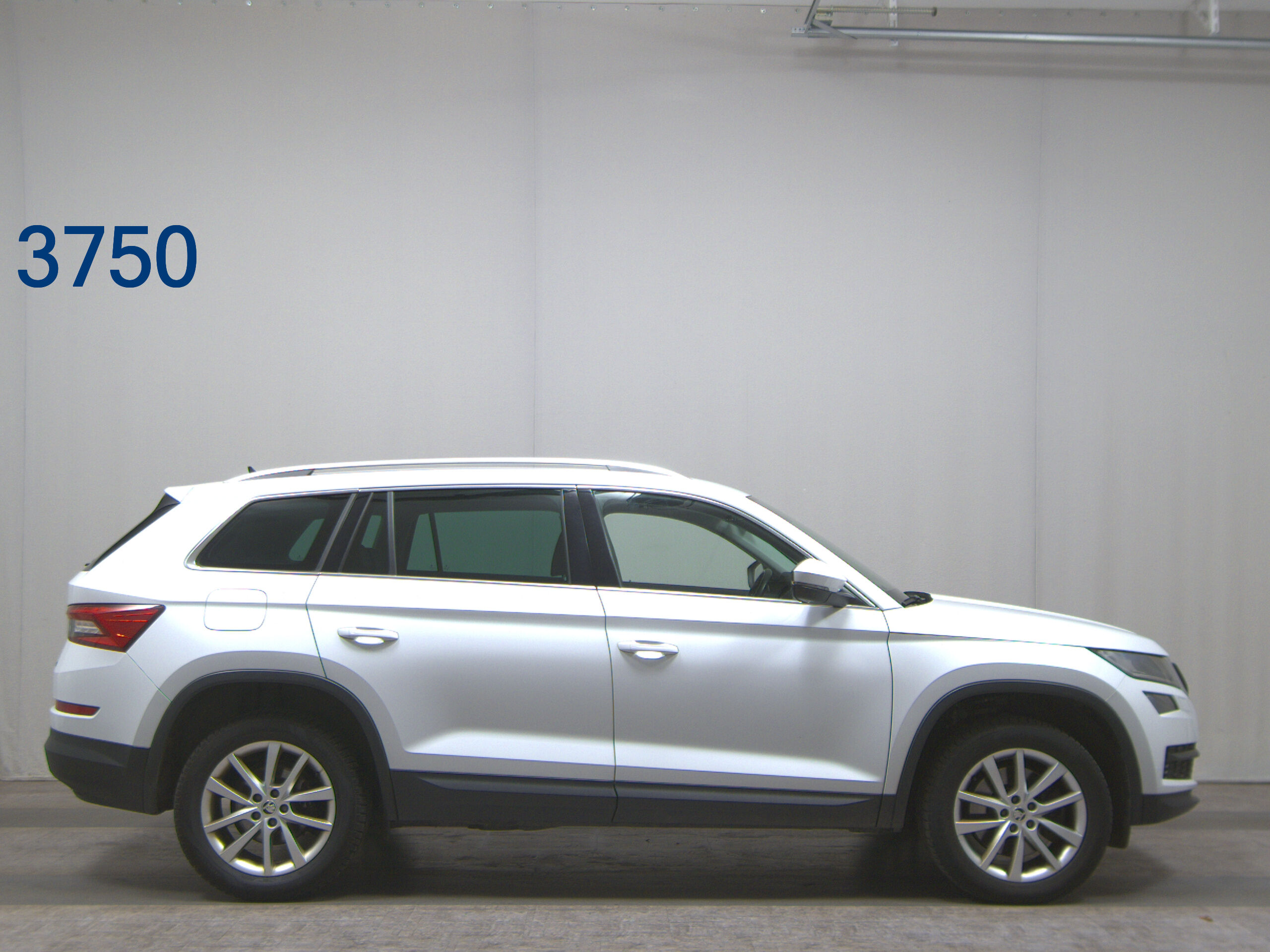 Skoda Kodiaq 2.0 TDI Style AHK 4x4 Navi LED Leder RFK