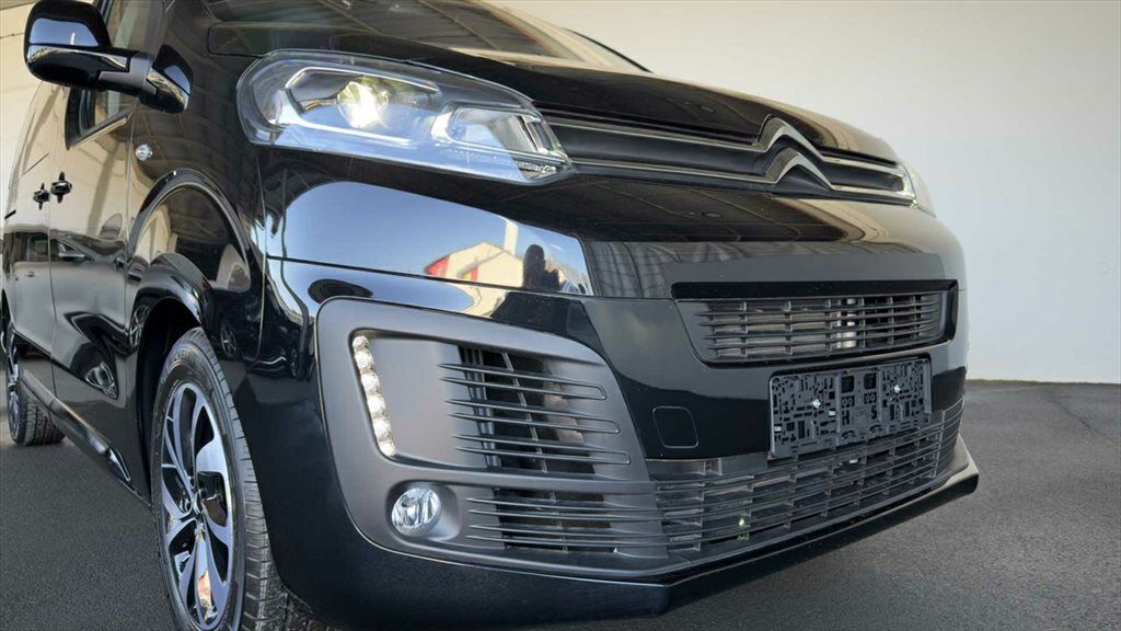 CITROEN SpaceTourer 2,0 Blue HDi Automatik 8- Sitzer Navi Kamera Xenon