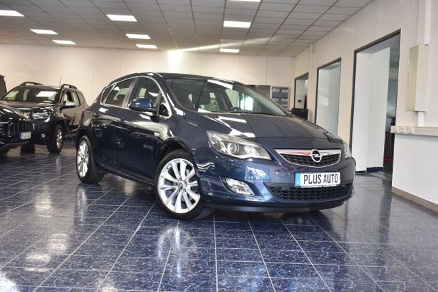 Opel Astra 2,0 CDTI Cosmo Aut. Navi Xenon PDC Leder