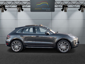 Fahrzeug PORSCHE Macan undefined