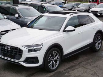 Fahrzeug AUDI Q8 undefined