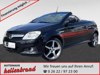 Fahrzeug OPEL Tigra undefined
