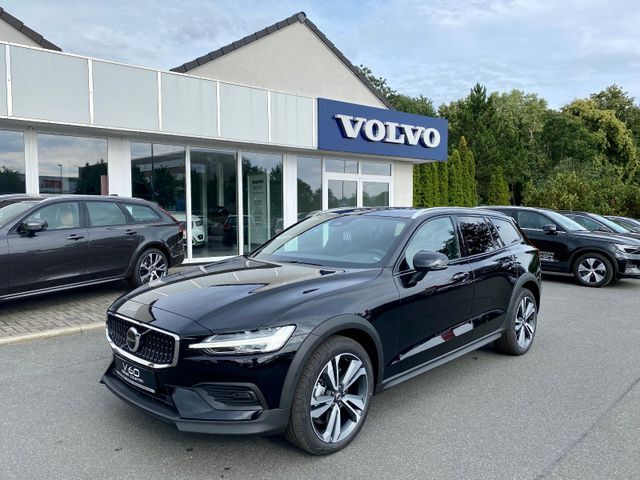 Volvo V60 Cross Country Plus B4 D AWD 8-Gang