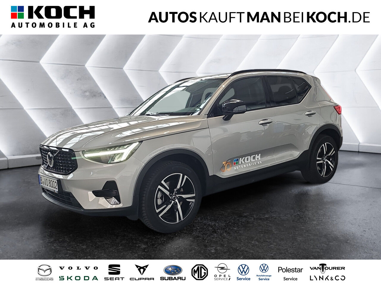 VOLVO XC40 B3 B DKG Plus Dark Navi LED Keyless SHZ 2xPDC