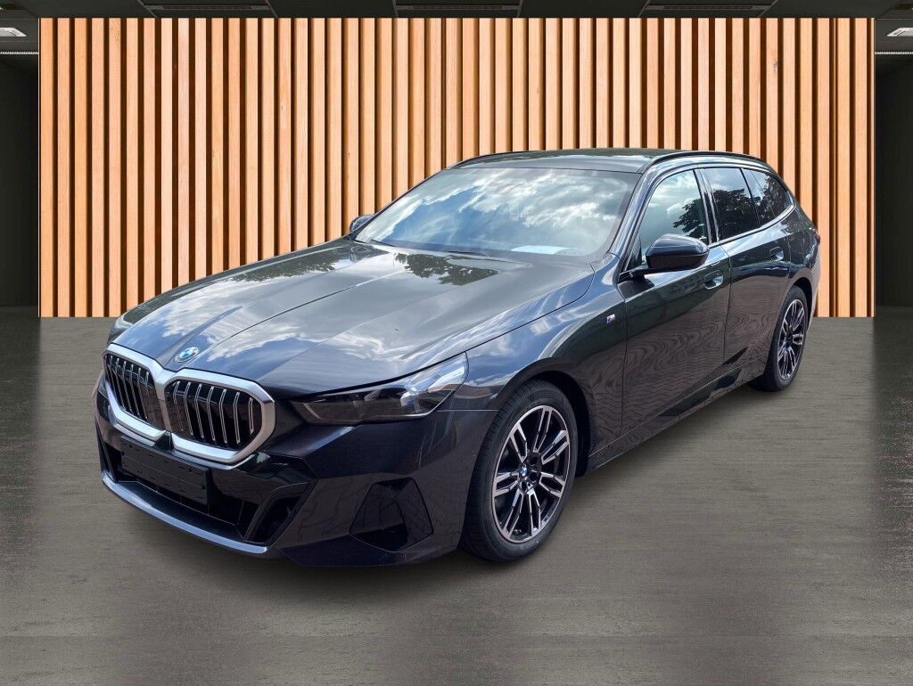 BMW 520 d Touring xDrive M Sport*HeadUp*AHK*Pano*