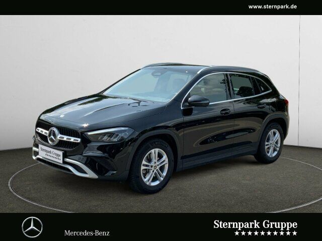 MERCEDES-BENZ GLA 200 Navi+Autom.+Klima+LED+Park-Assist.