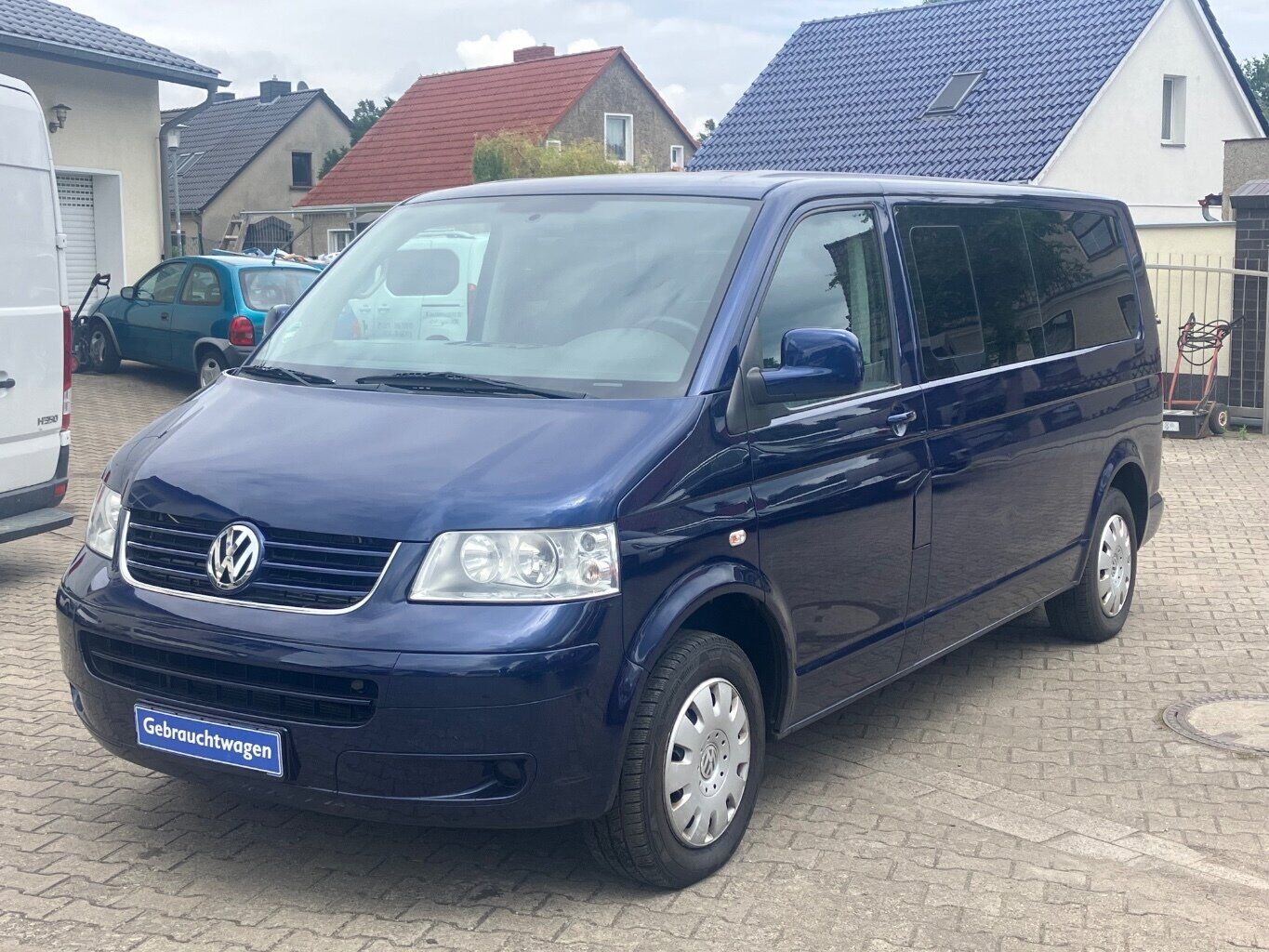 VW T5 Caravelle 2.5 TDI Comfortl. DSG lang Rollstuh