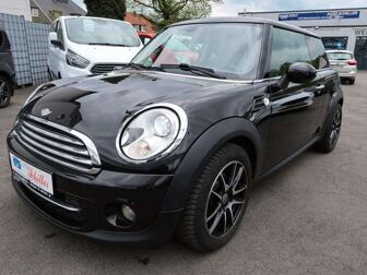 Fahrzeug MINI COOPER undefined