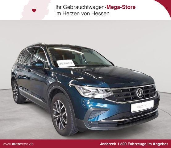 VW Tiguan 1.4 eHybrid Life PANO AHK NAV