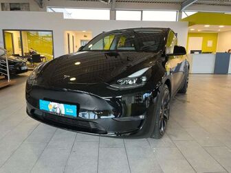 Fahrzeug TESLA Model Y undefined