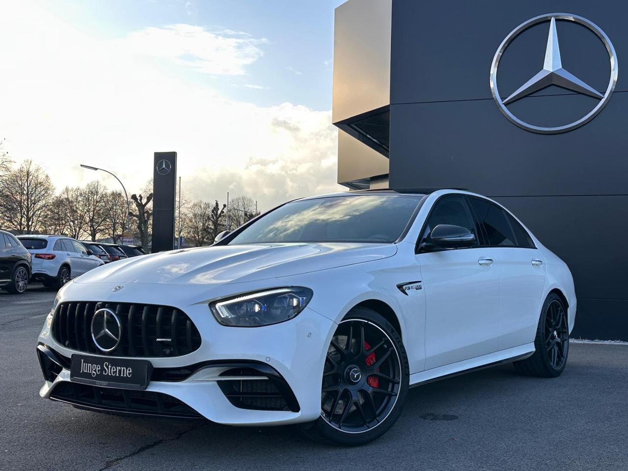 Mercedes-Benz E 63 AMG S 4M+ Night Carbon Pano HUD Multibeam
