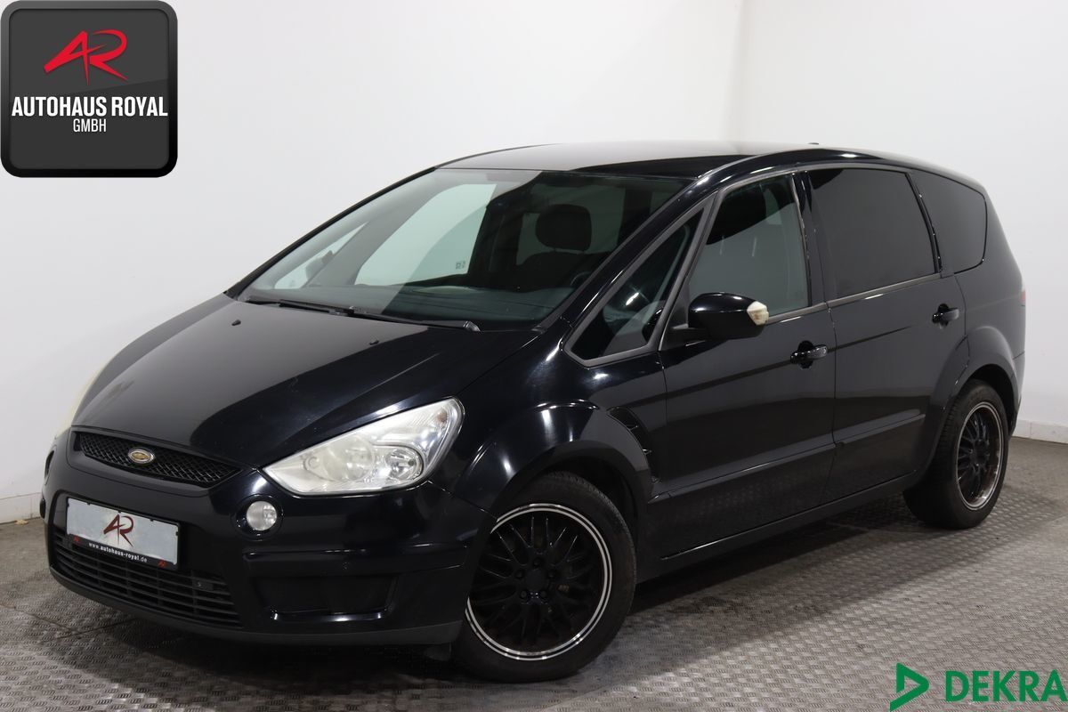 FORD S-Max 2.2 TDCi TEMPOMAT,AHK,SITZHEIZUNG,KLIMA