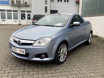 Fahrzeug OPEL Tigra undefined