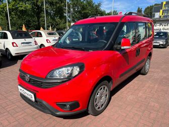 Fahrzeug FIAT Dobló undefined