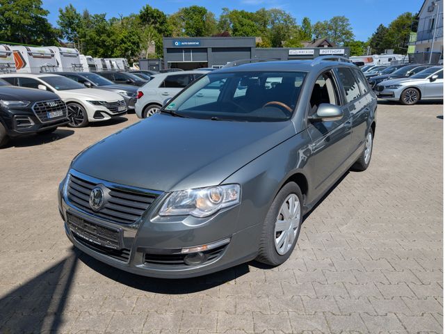 VW Passat Variant 2.0 TDI *Zahnriemen neu*Navi*AHK*
