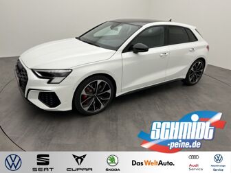 Fahrzeug AUDI S3 undefined