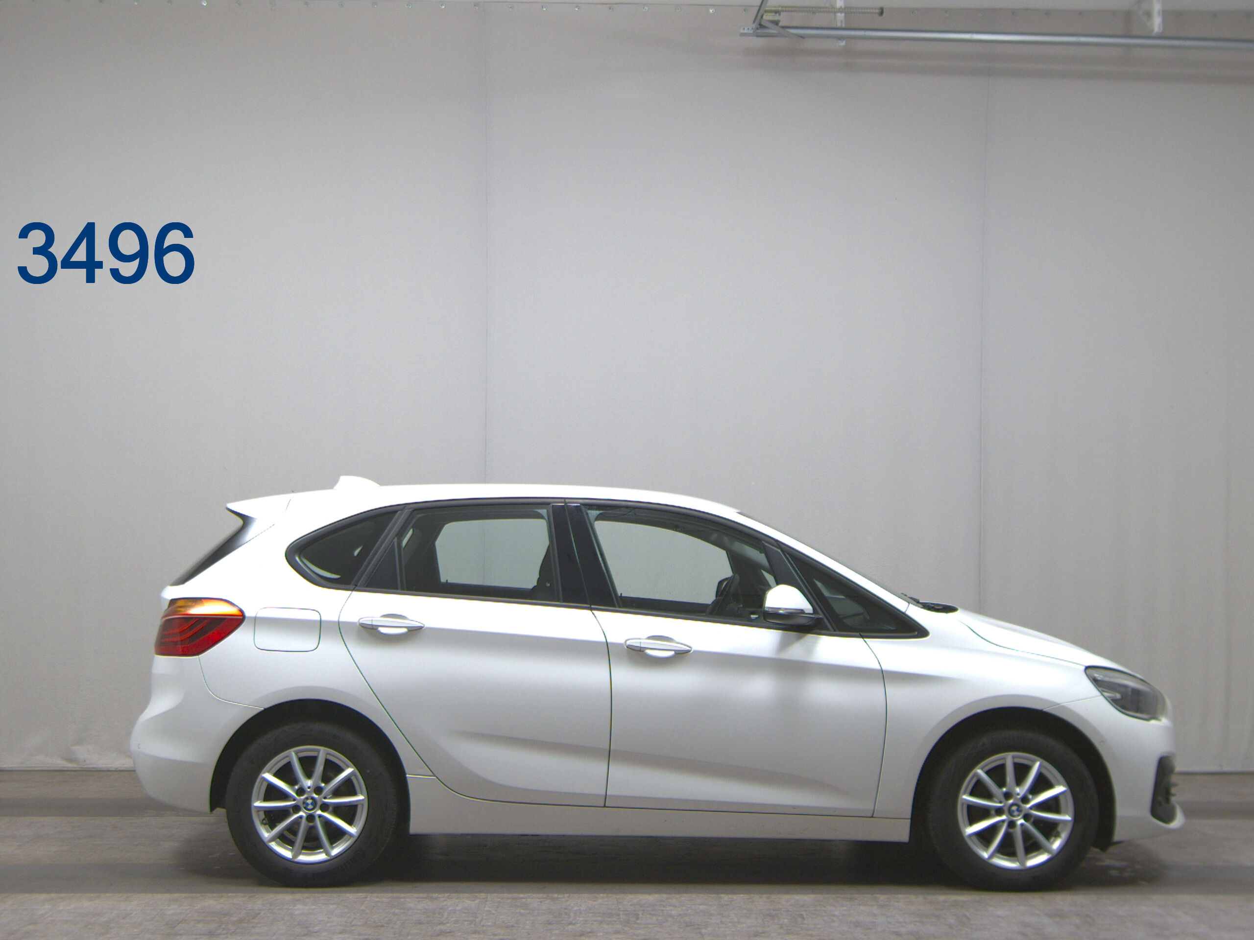 BMW 216d Active Tourer Advantage Navi LED el.Heck