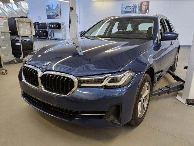 BMW 520 d AHK*Laser*ACC*Kamera*HUD*Sound*HiFi*Drivi+