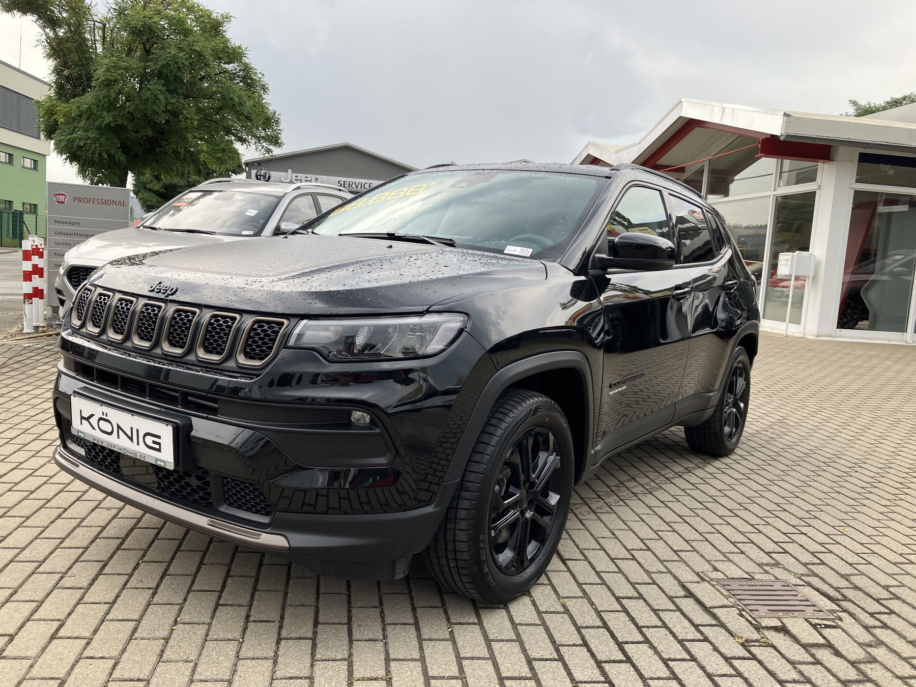 Jeep Compass 1.3 Upland Hybrid Allrad Automatik