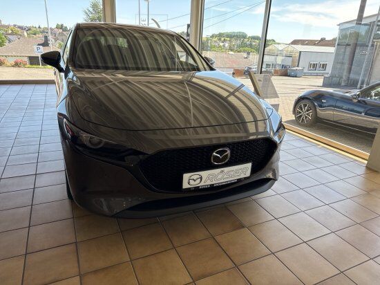 Mazda 3 Exclusive-line