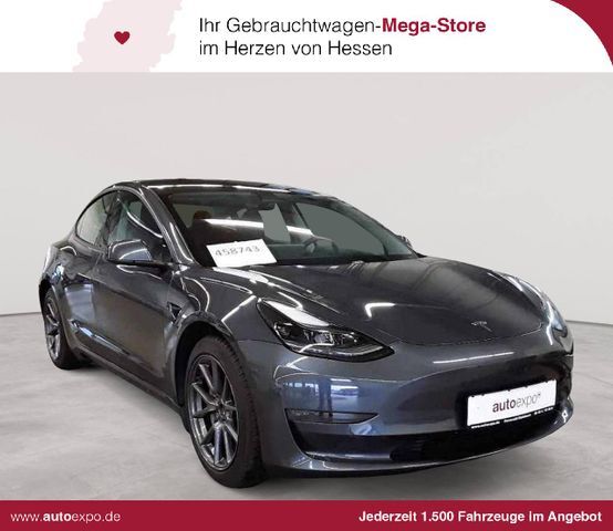 Tesla Model 3 Langstreckenbatt. Allradantrieb