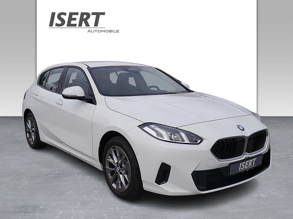 BMW 120i Lim. A. +RFK+LED+DAB+NAVI