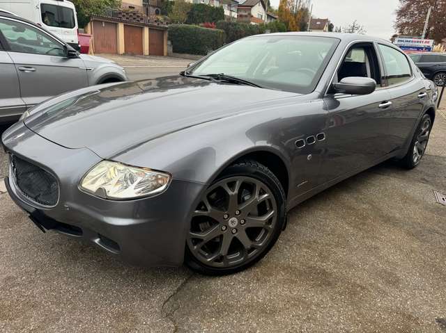Maserati Quattroporte Basis
