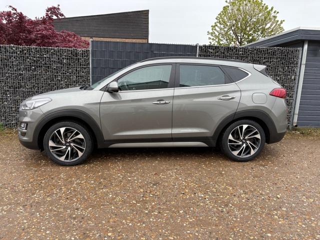 Hyundai TUCSON 1.6 T-GDI DCT 4WD VOLL Pano AHK 130kW...