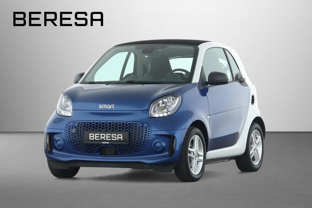 Smart fortwo EQ 22 kW Schnelllader Sitzhzg 15 Zoll LMF