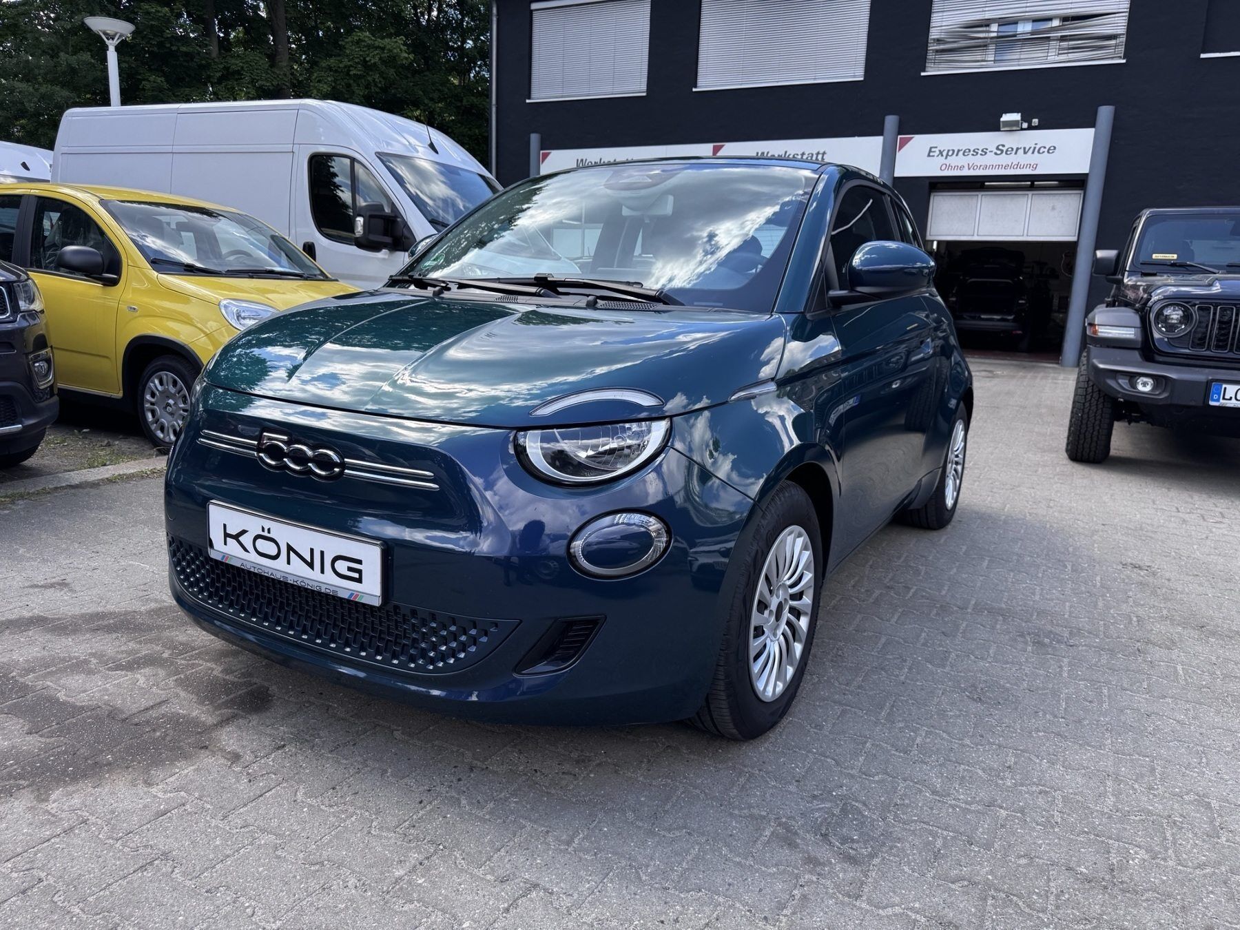 Fiat 500 Elektro 42kWh Klimaautomaik Scheckheft Touch