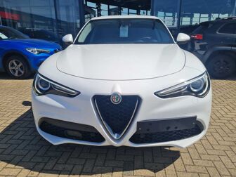 Fahrzeug ALFA ROMEO Stelvio undefined