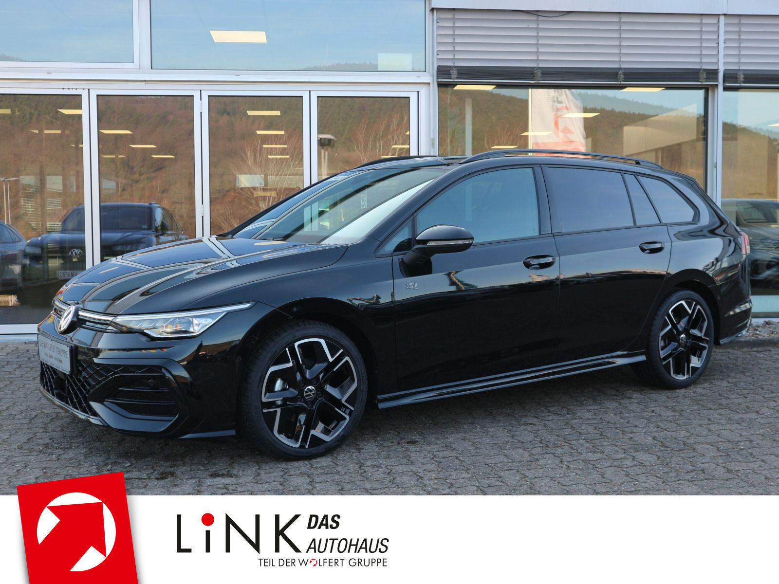 VW Golf Variant R-Line 1.5 eTSI DSG AHK ACC LED PLU