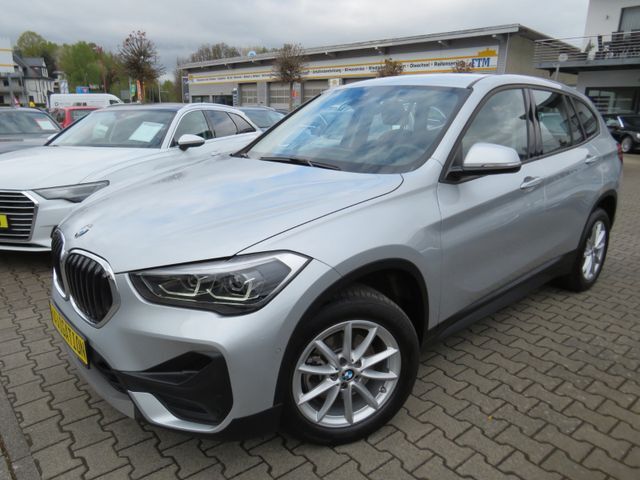 BMW X1 sDrive 18d *VOLL-LED*KAMERA*HUD*NAVI PLUS