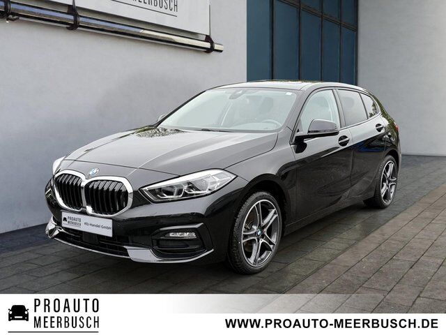 BMW 118i Sport Line ADAPTIVLED/PANORAMA/PARKASSIST