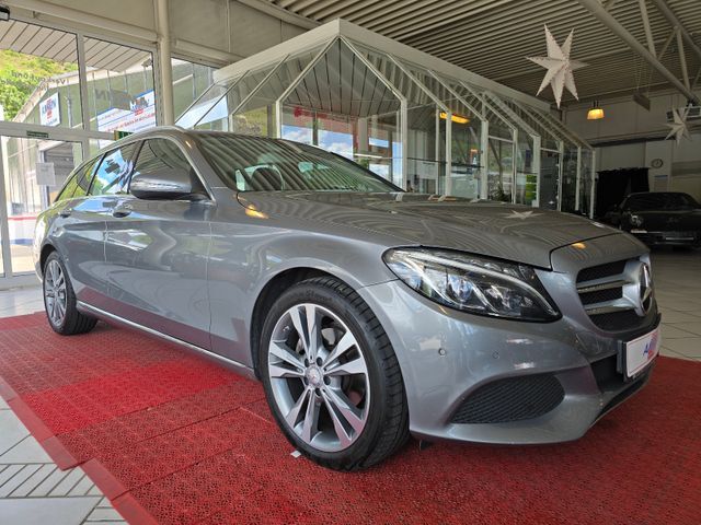 Mercedes-Benz C 180 T Avantgarde+BURMESTER+NAVI+KAMERA