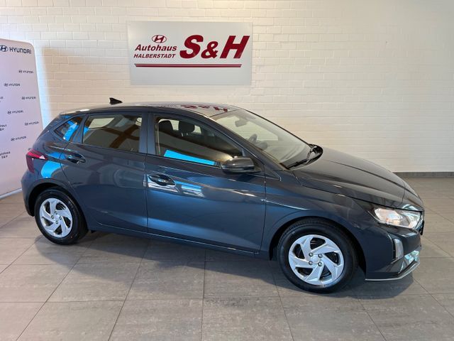 Hyundai i20 1,0Comfort Automatik NAVI AC Tempo DAB+ PDCh