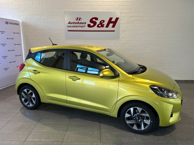 Hyundai i10 1,2 Style AT NAVI AAC Temp Sitz/Lenkheiz PDC