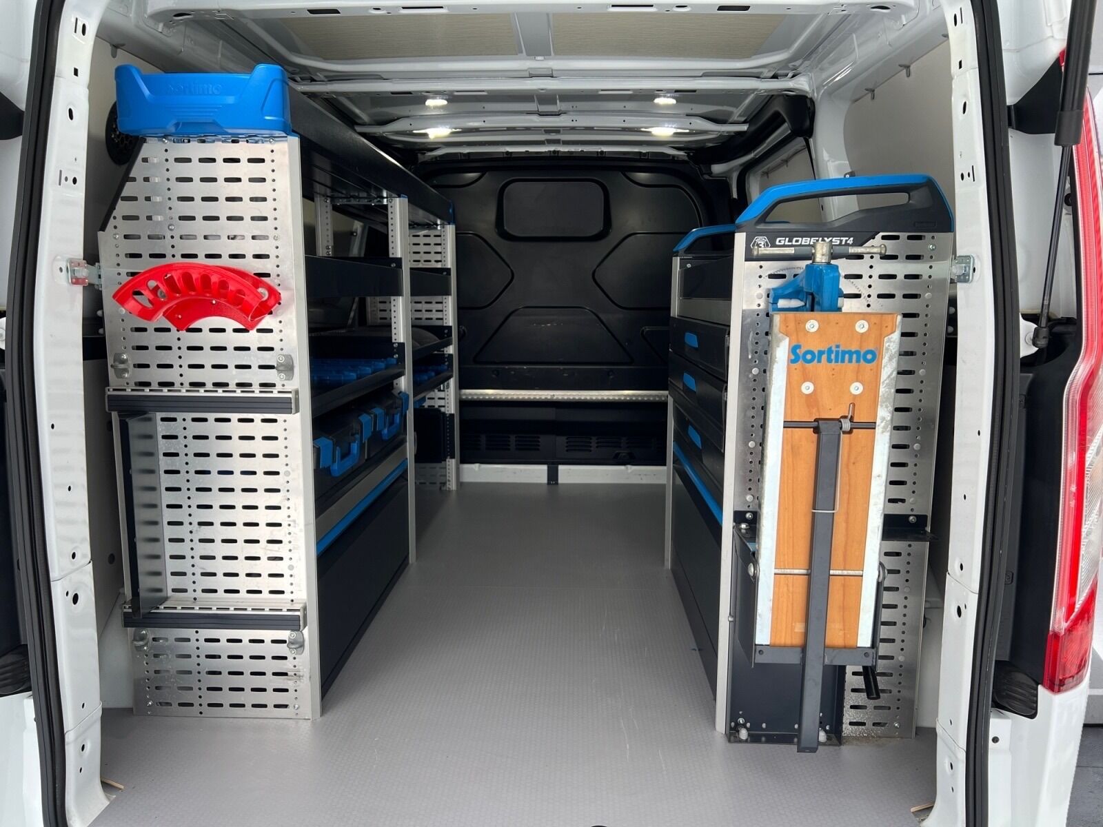 Second hand Ford Transit Custom L1H1