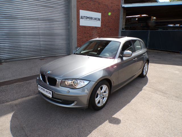 BMW 120i Automatik*Navi*Xenon*PDC* Gepflegt ! *
